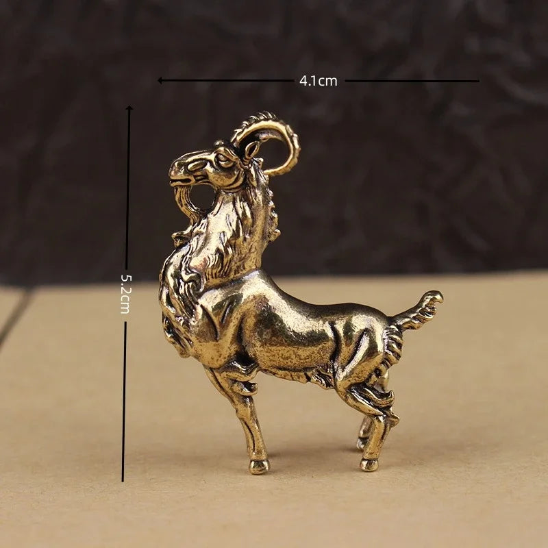 Ao Jiao Ling Yang Figurine (傲角羚羊摆件)